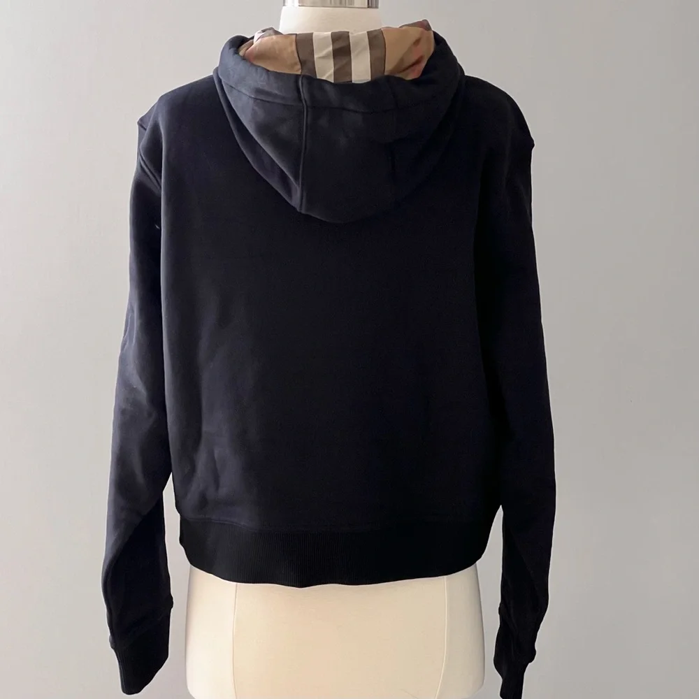 Burberry Crop Hoodie in Black - Picture 4 of 8